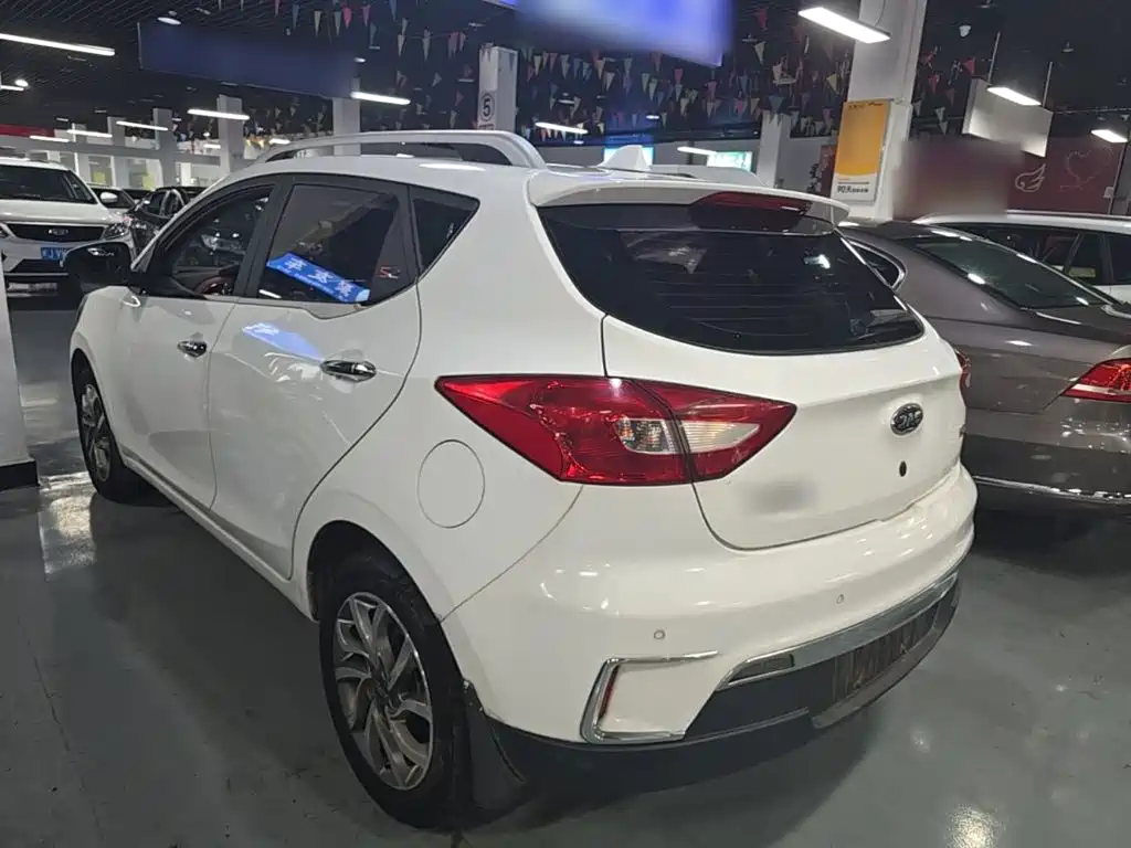 JAC Refine S2 — миниатюра 5