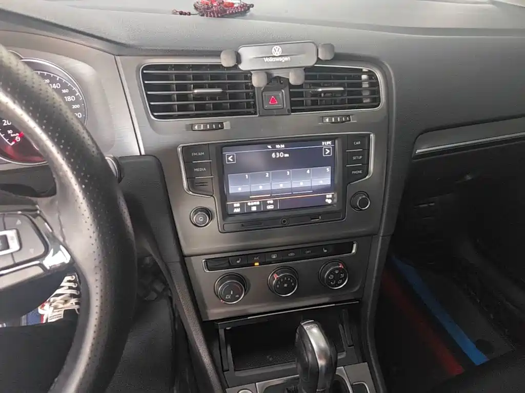 Volkswagen Golf — миниатюра 13