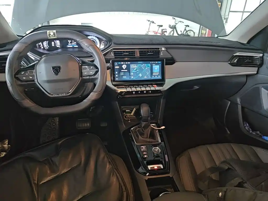 Peugeot 408 — миниатюра 10