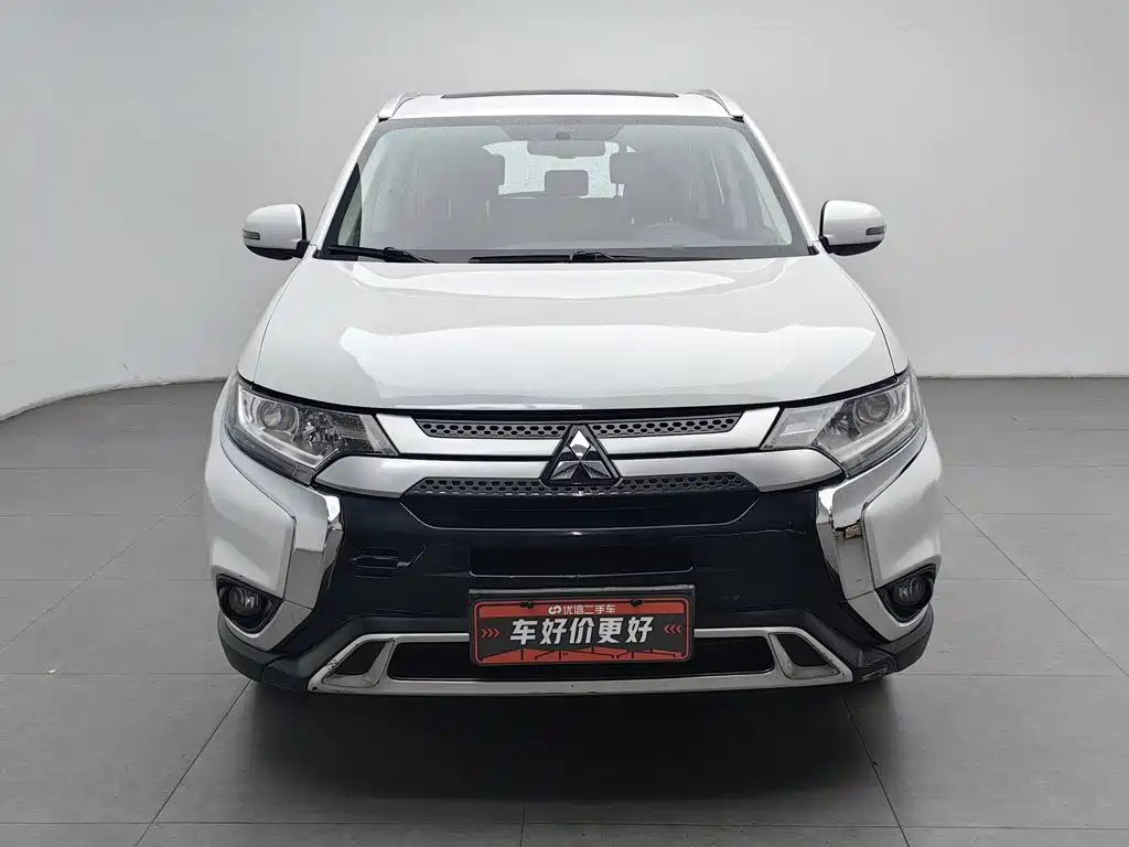 Mitsubishi Outlander — миниатюра 3