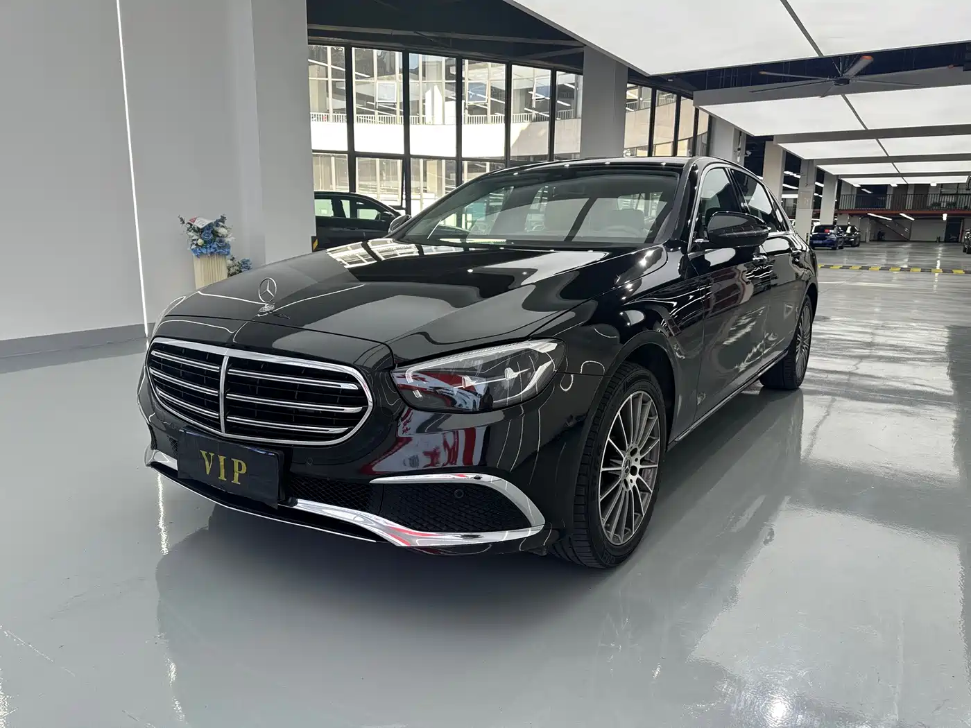 奔驰E级 2022款 E 260 L 2022