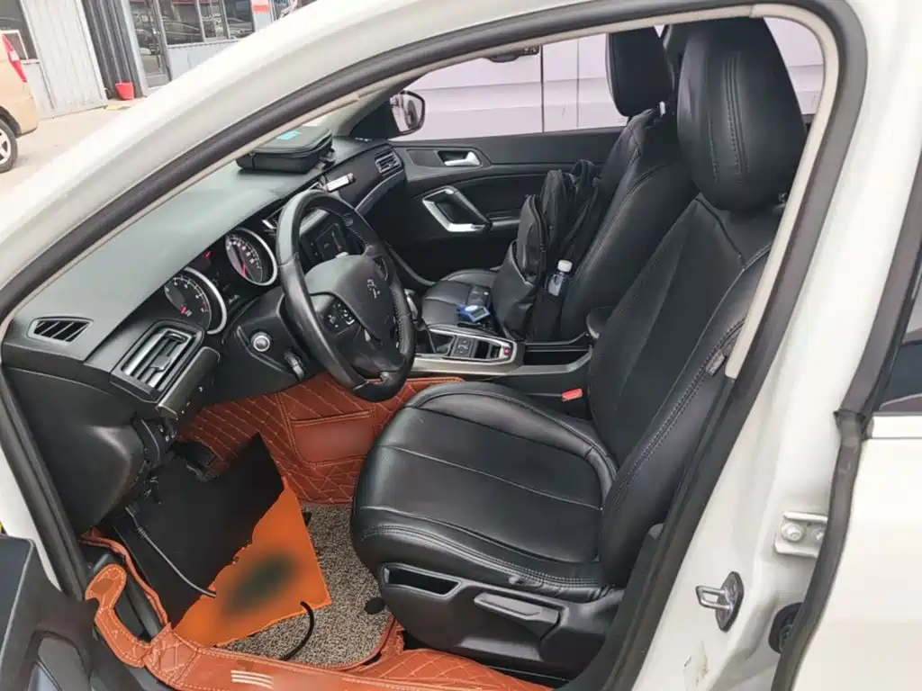 Peugeot 408 — миниатюра 15