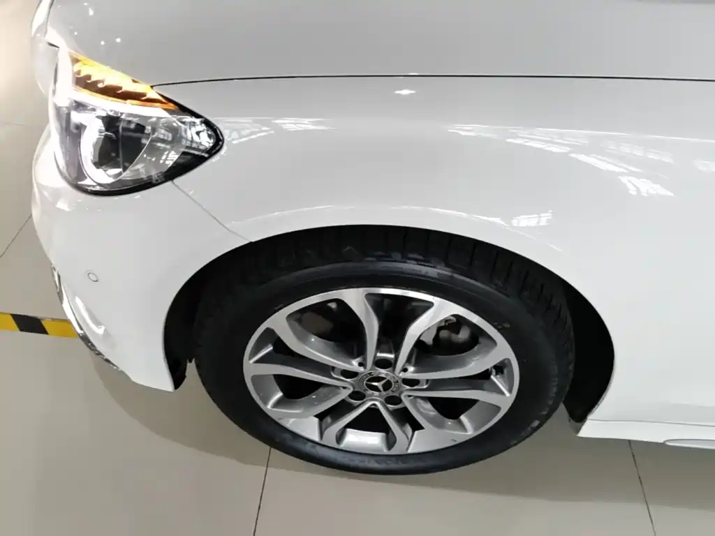 Mercedes-Benz C-Class — миниатюра 23