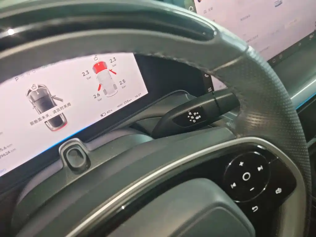 XPeng P7 — миниатюра 14