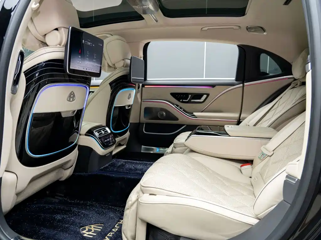 Mercedes-Benz S-Class — миниатюра 13