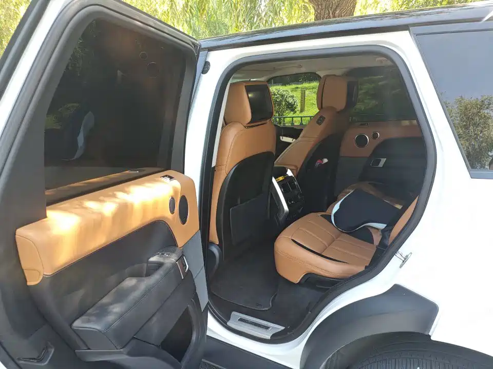 Land Rover Sport — миниатюра 6
