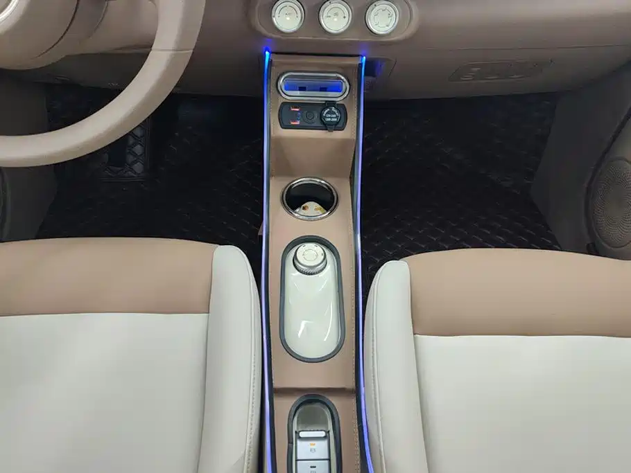 Wuling MINIEV — миниатюра 16