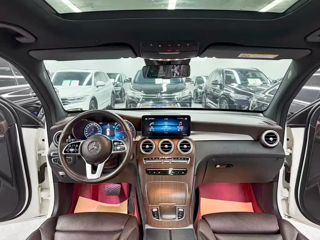 Mercedes-Benz GLC — миниатюра 9
