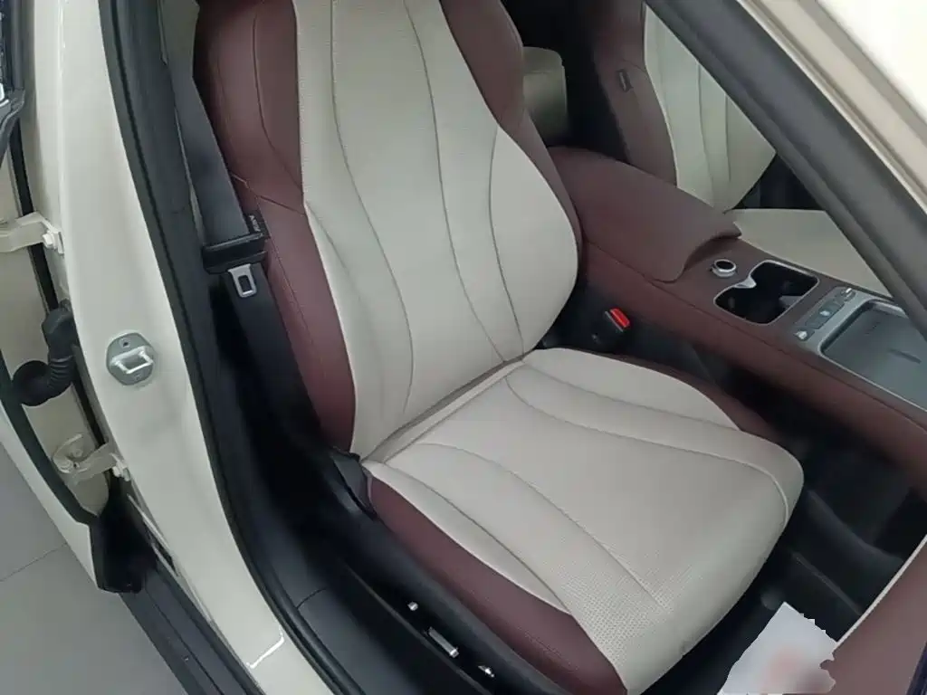BYD Seal 07 DM-i — миниатюра 25