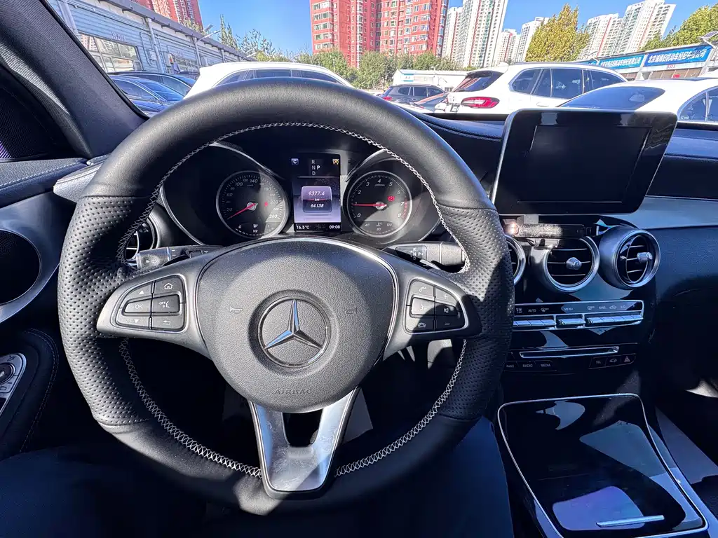 Mercedes-Benz GLC — миниатюра 7
