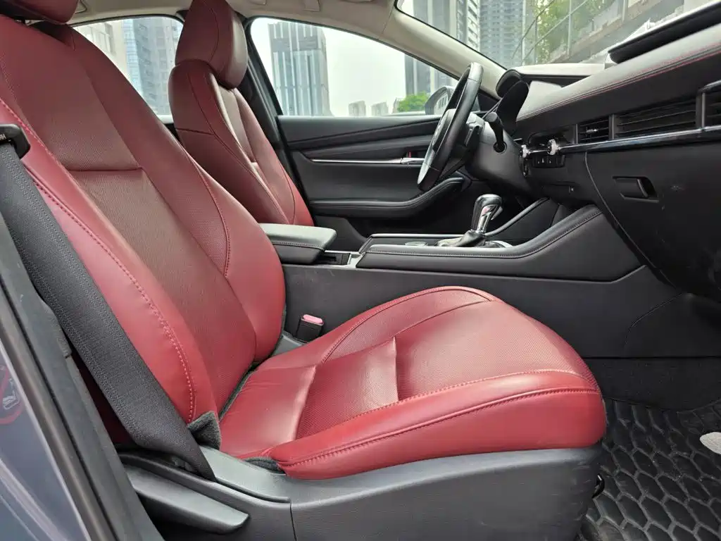 Mazda 3 Axela — миниатюра 12