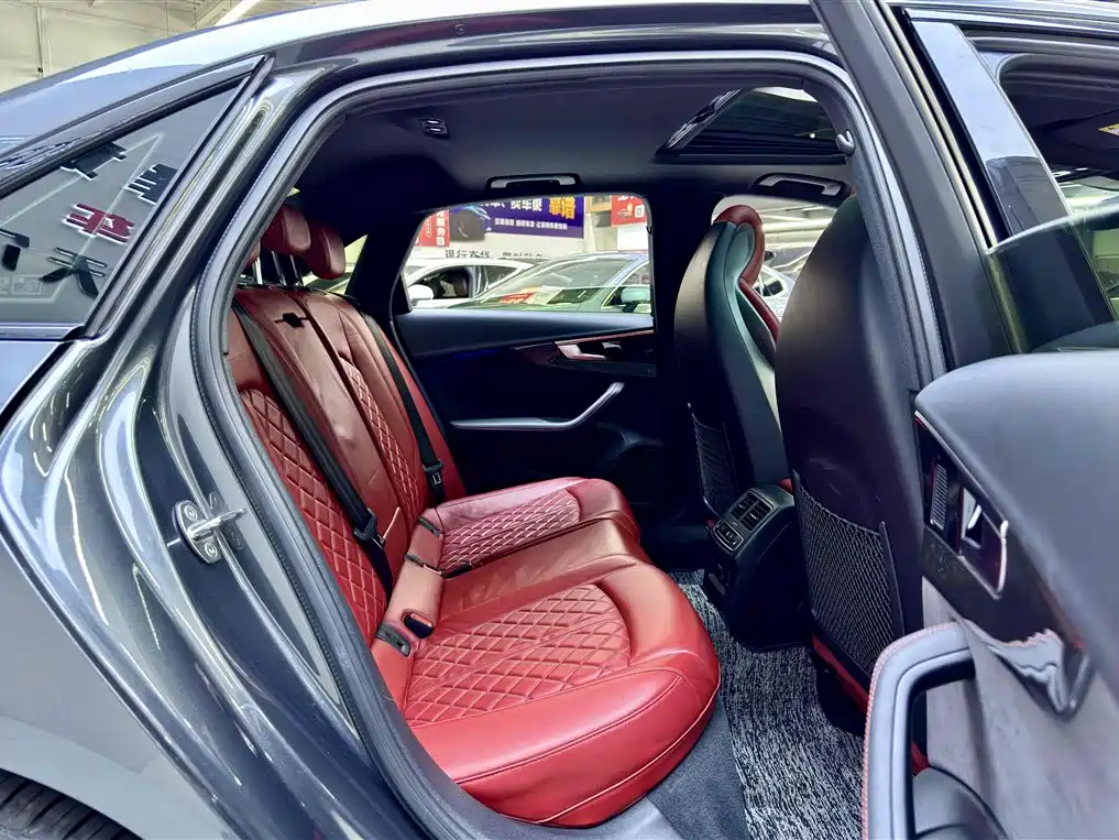 Audi S4 — миниатюра 6