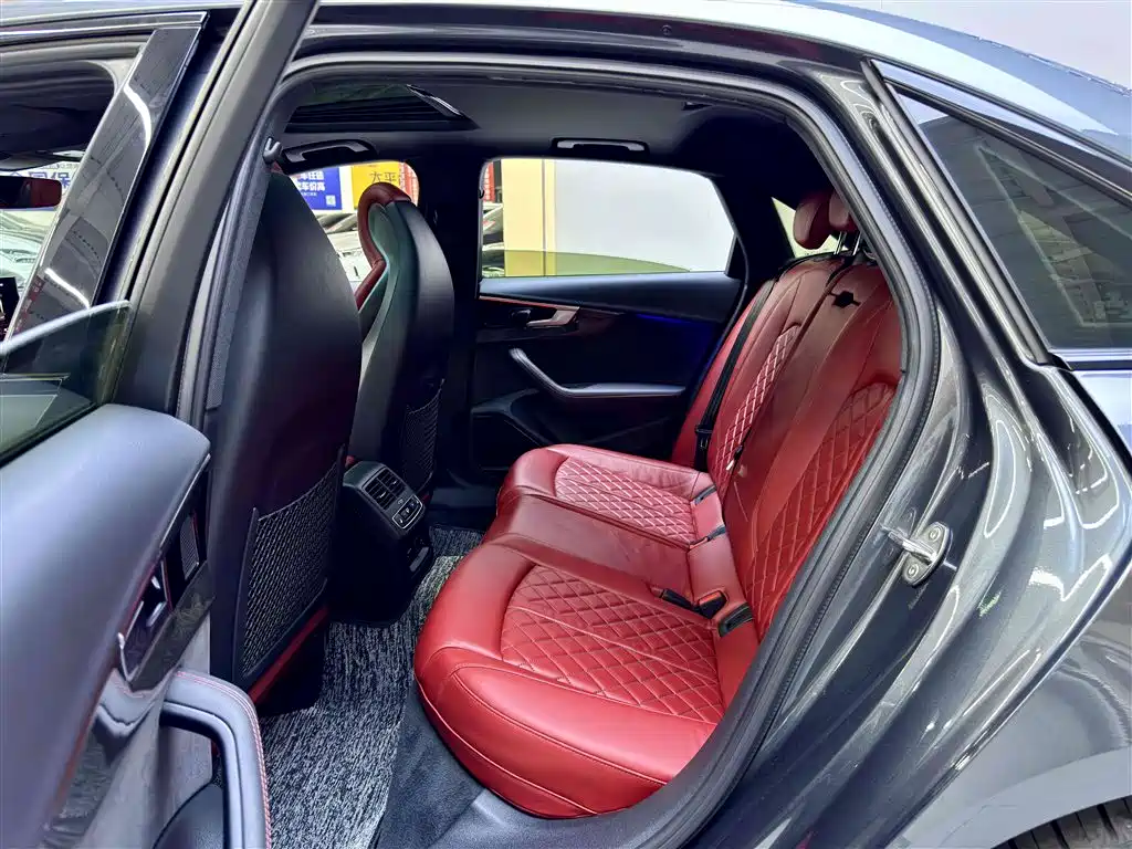Audi S4 — миниатюра 7