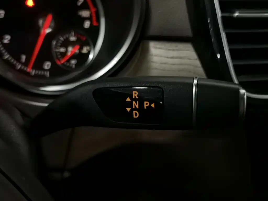 Mercedes-Benz GLE (Import) — миниатюра 13