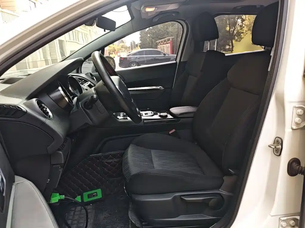 Peugeot 3008 — миниатюра 15