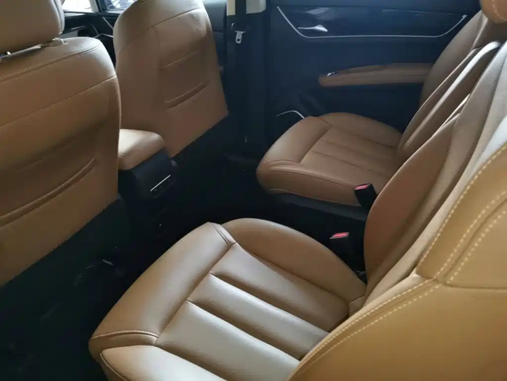 BYD MAX — миниатюра 17