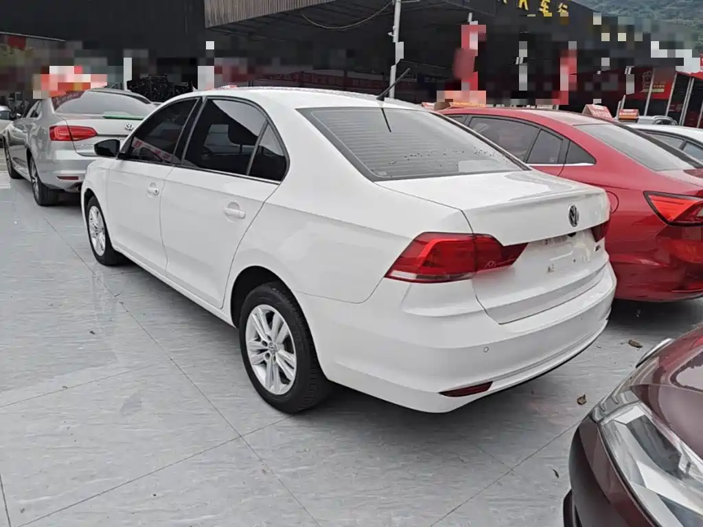 Volkswagen Santana — миниатюра 5