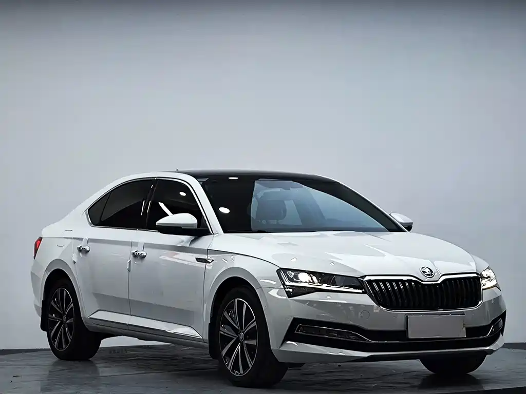 Skoda Superb — миниатюра 4