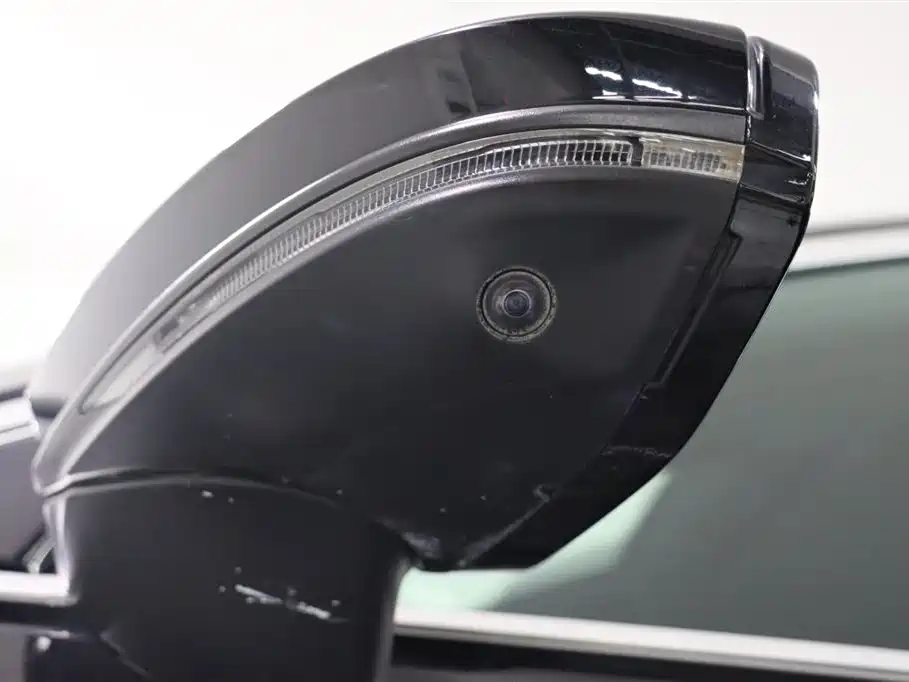 Audi A6L — миниатюра 18
