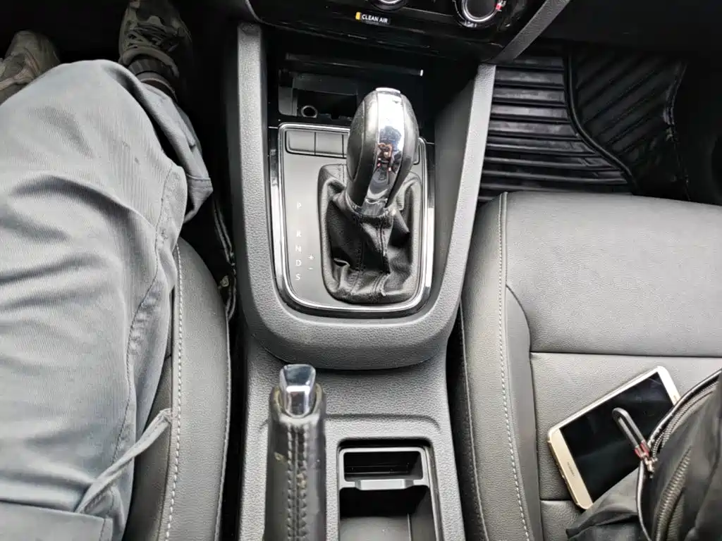 Volkswagen Sagitar — миниатюра 14