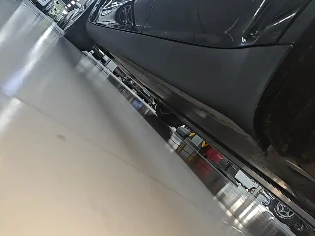 Tesla Model Y — миниатюра 22