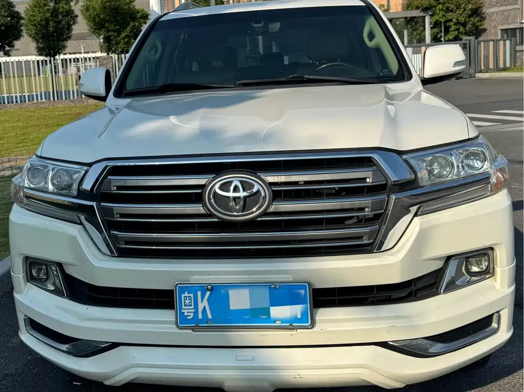 Toyota Land Cruiser — миниатюра 2
