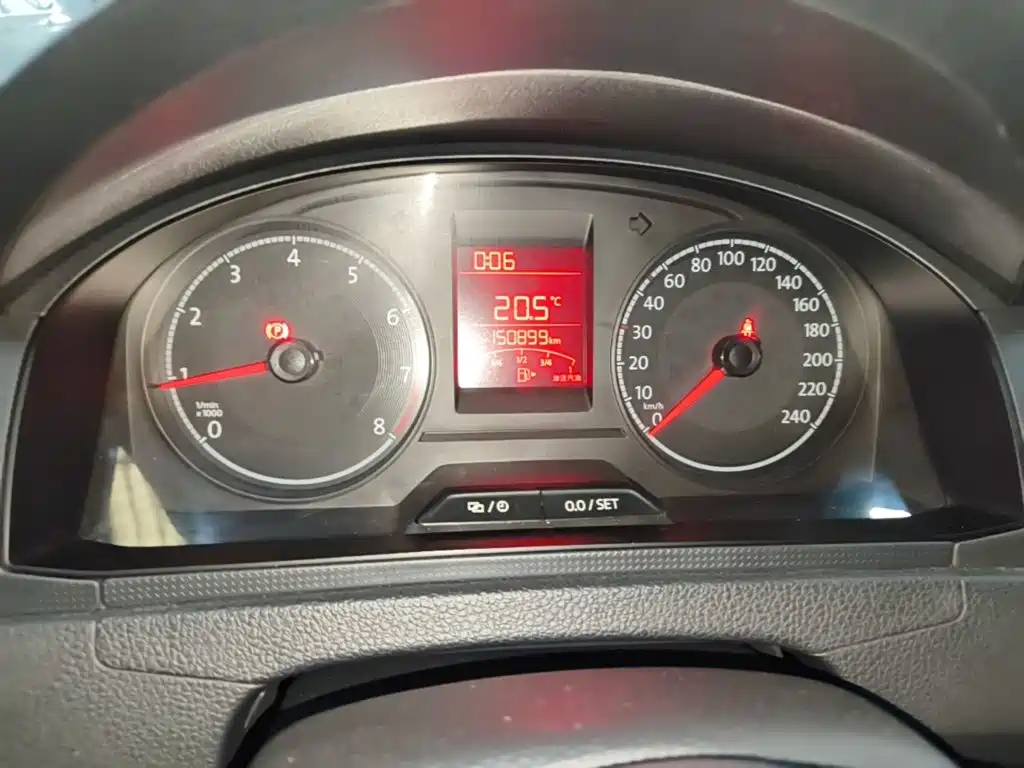 Volkswagen Santana — миниатюра 12