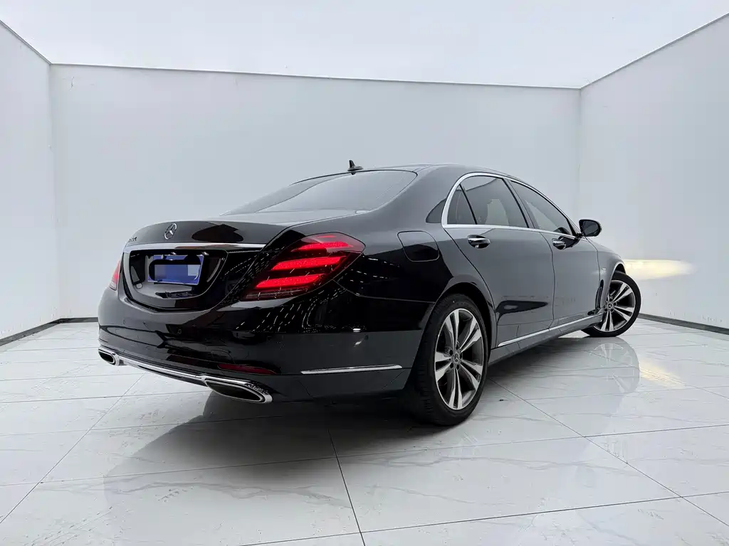 Mercedes-Benz S-Class — миниатюра 4