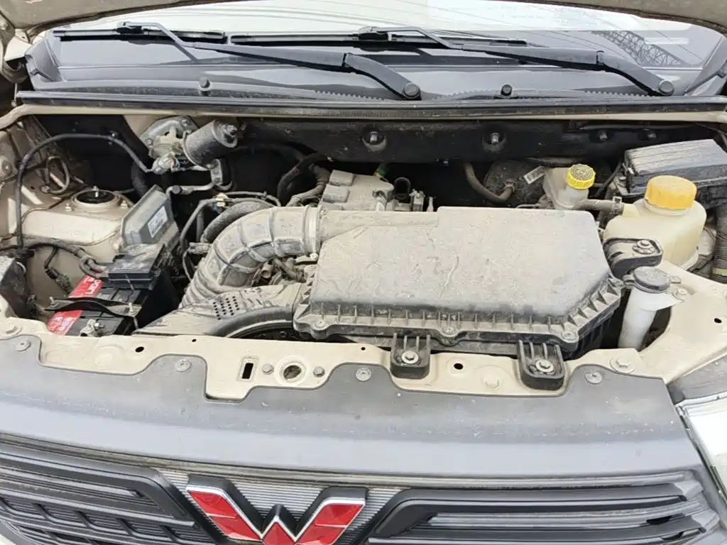 Wuling Hongguang V — миниатюра 20
