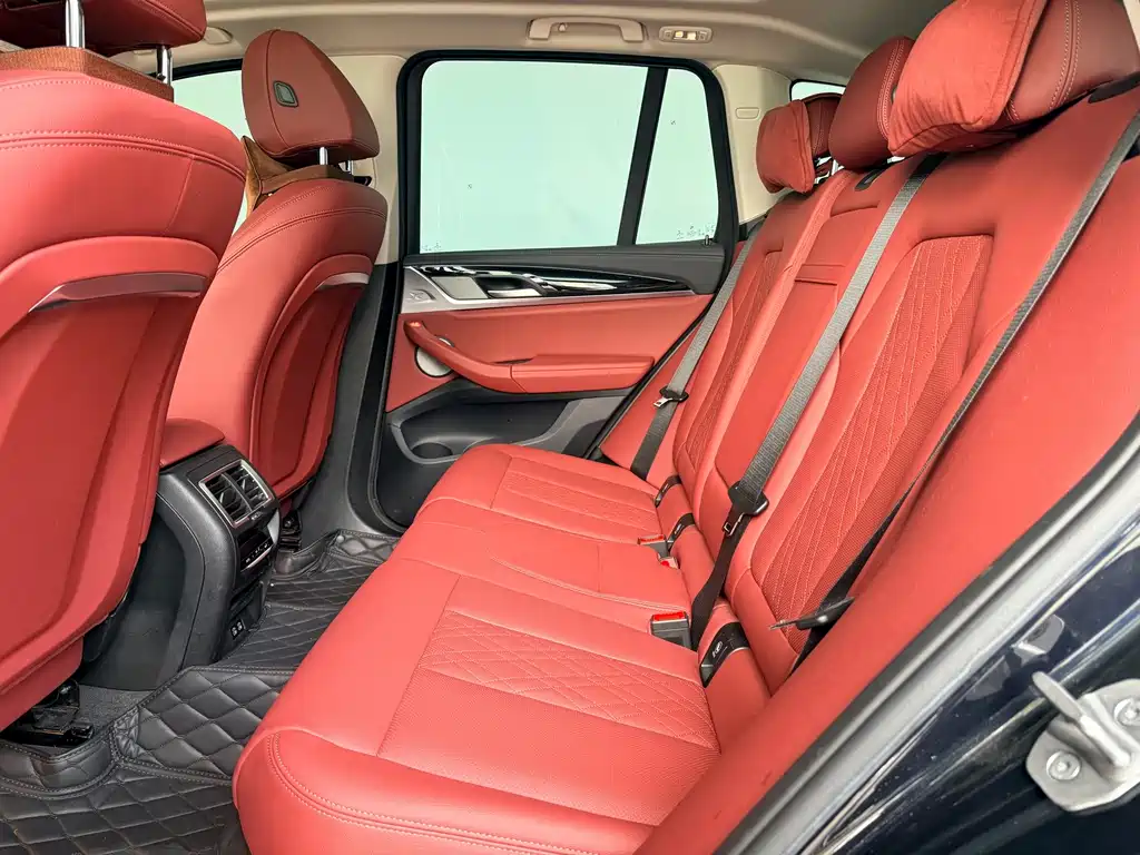 BMW iX3 — миниатюра 9