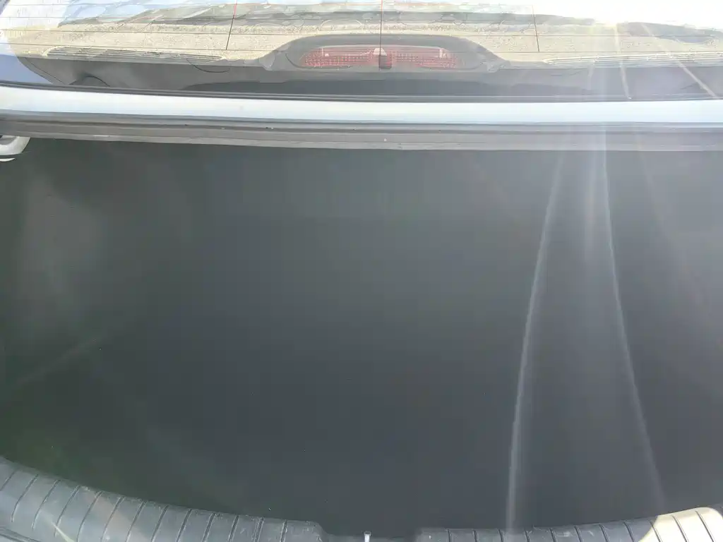 Hyundai Elantra — миниатюра 18
