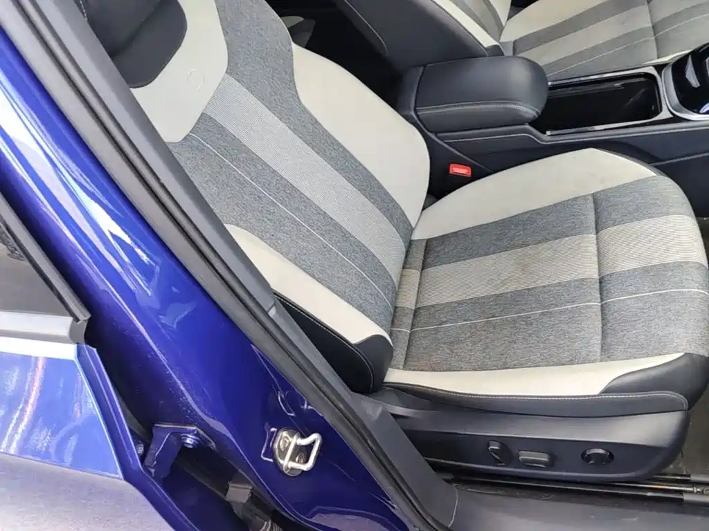 Volkswagen ID.4 Crozz — миниатюра 25