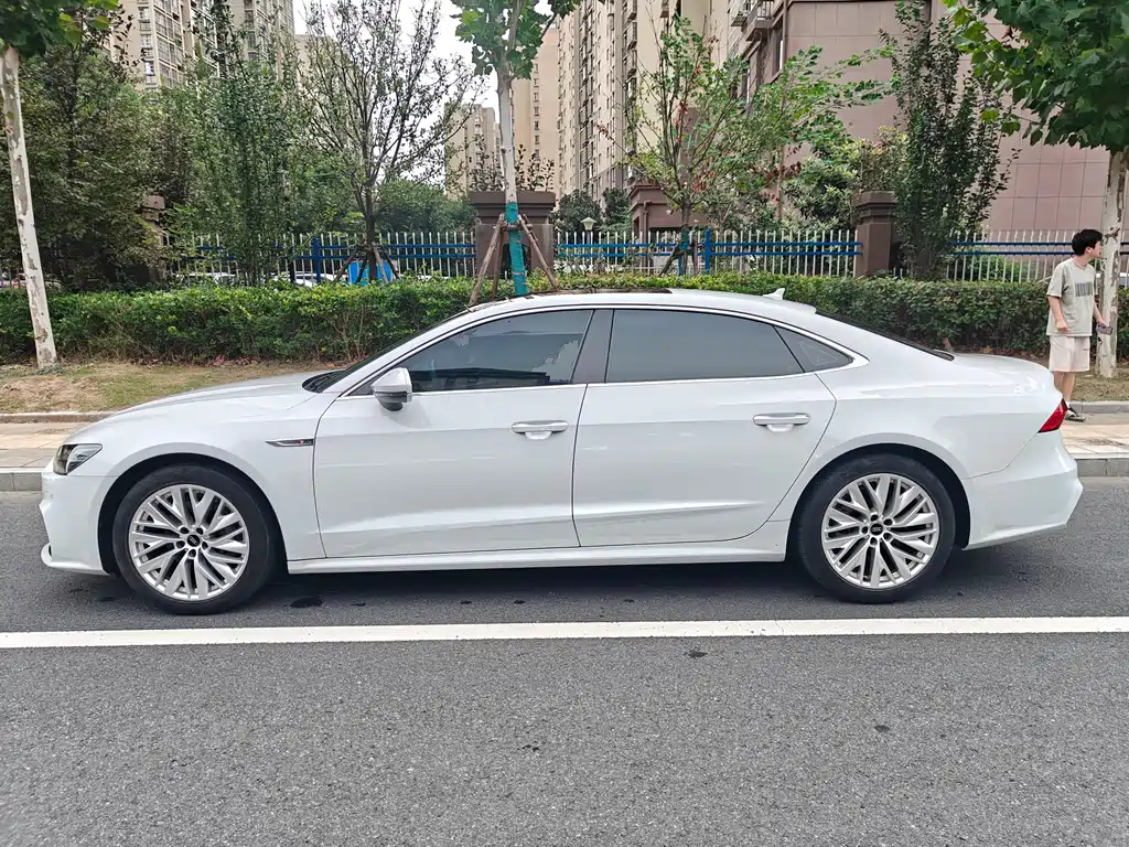 Audi A7L — миниатюра 8