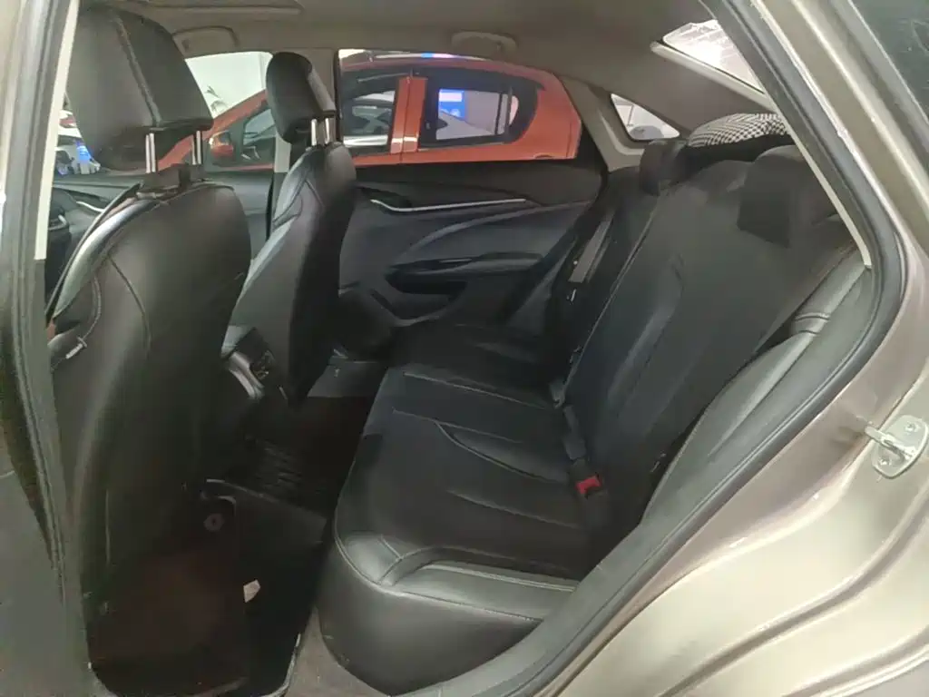 Buick Excelle — миниатюра 17