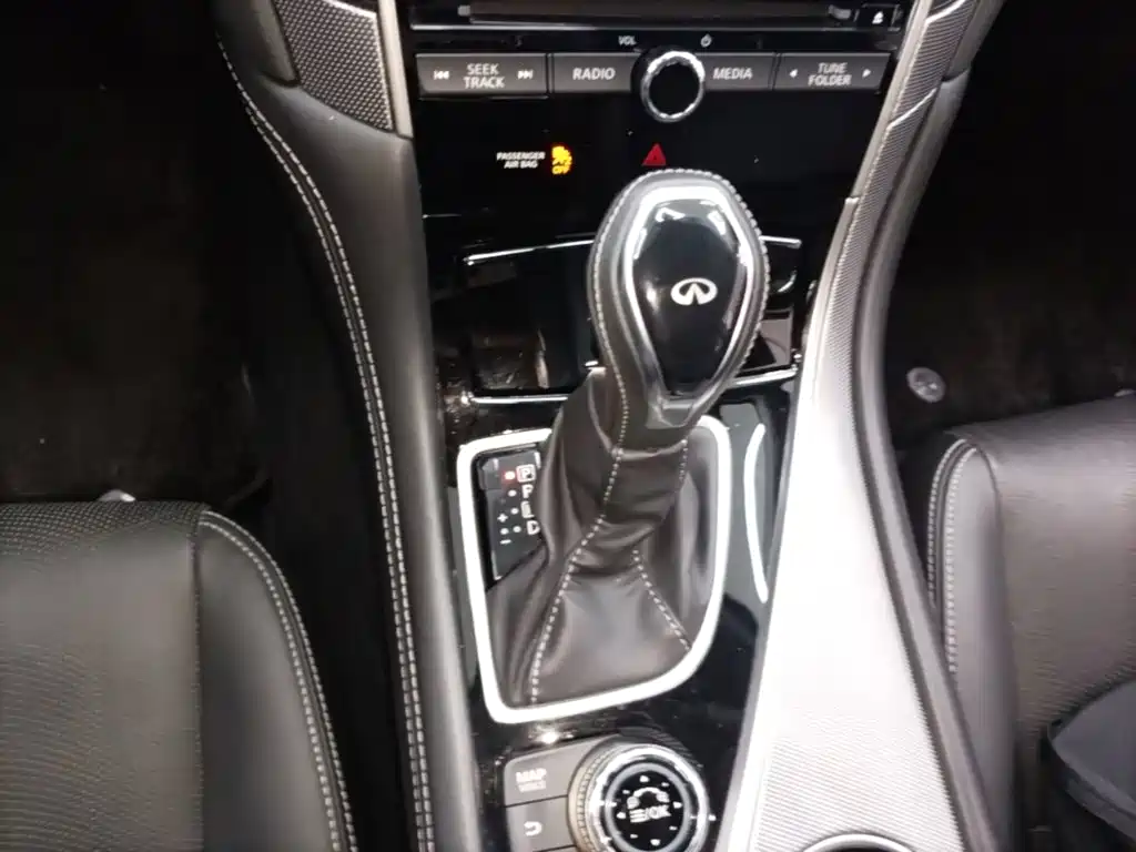 Infiniti Q50L — миниатюра 14