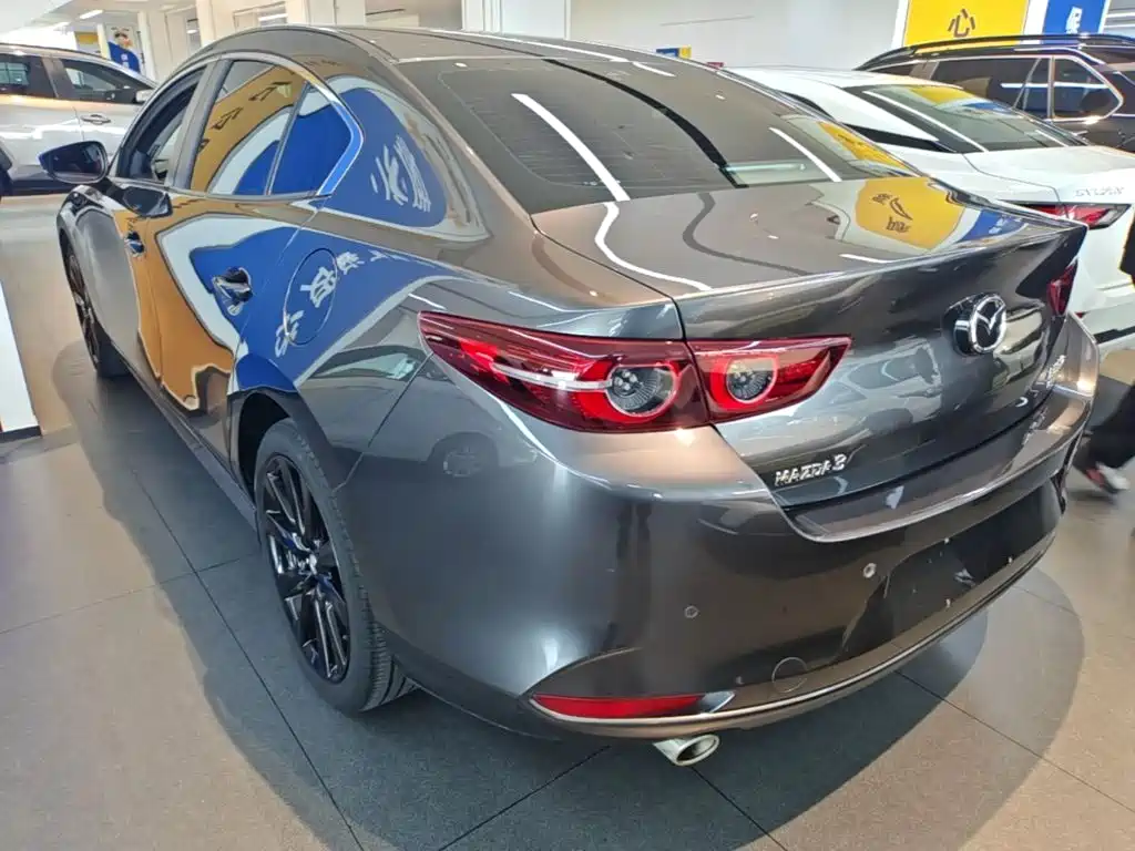 Mazda 3 Axela — миниатюра 5