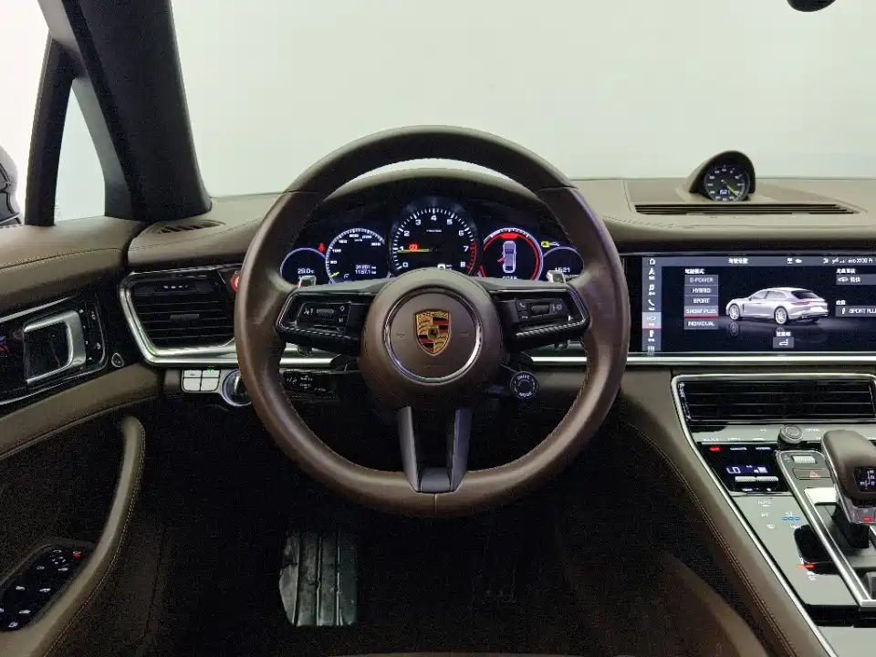 Porsche Panamera Hybrid — миниатюра 10