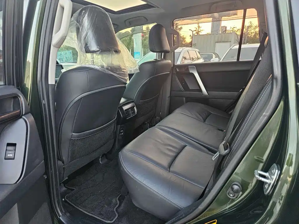 Toyota Prado — миниатюра 3