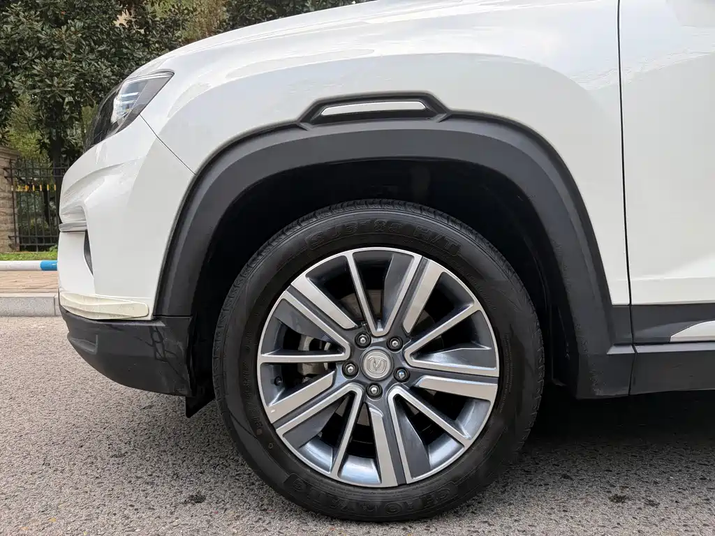 Changan CS35PLUS — миниатюра 11