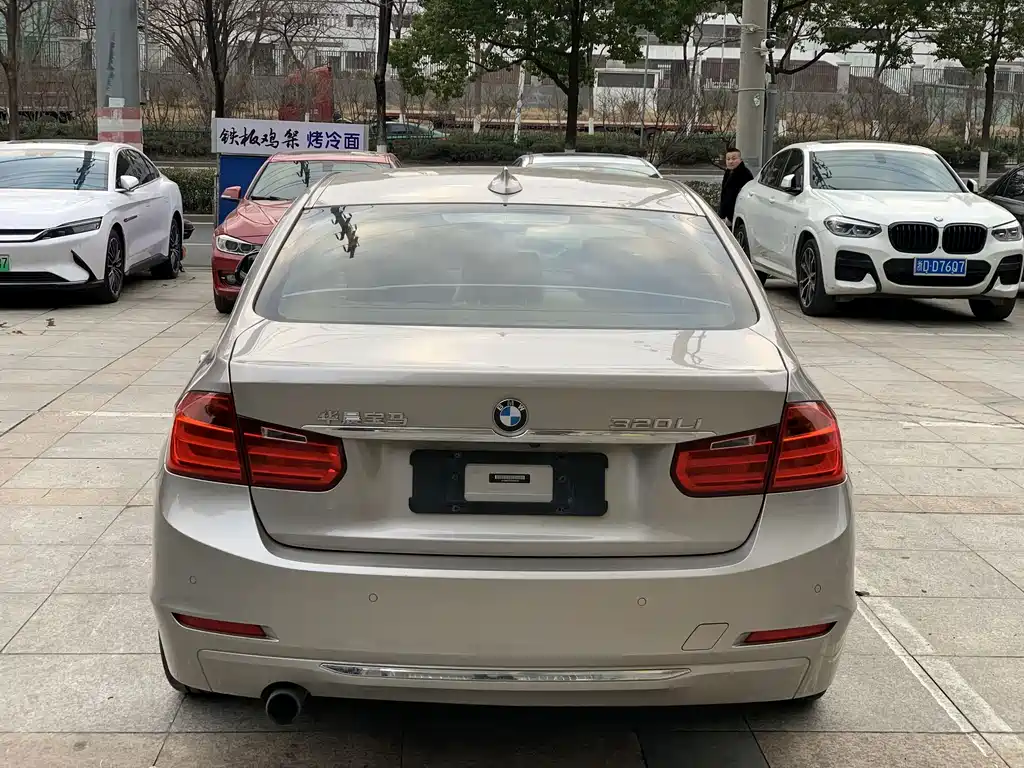 BMW 3 Series — миниатюра 5