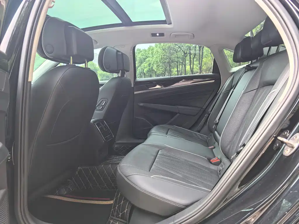 Volkswagen Passat — миниатюра 13