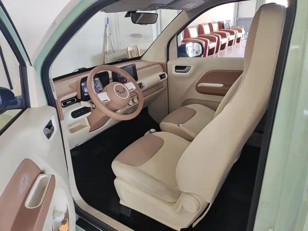 Wuling MINIEV — миниатюра 15