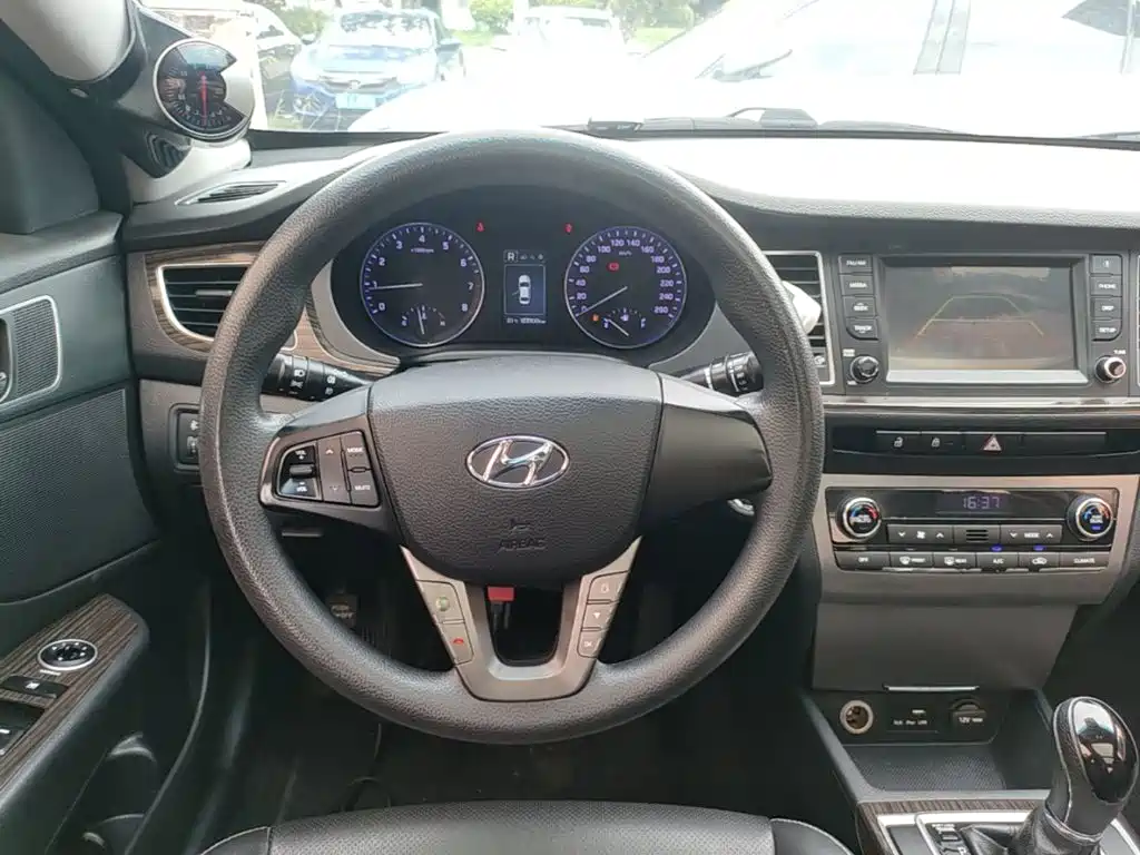 Hyundai Mistra — миниатюра 11