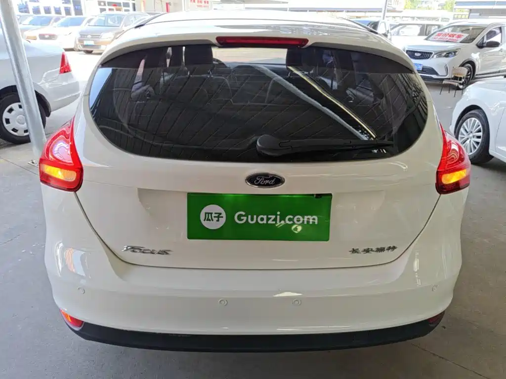 Ford Focus — миниатюра 6