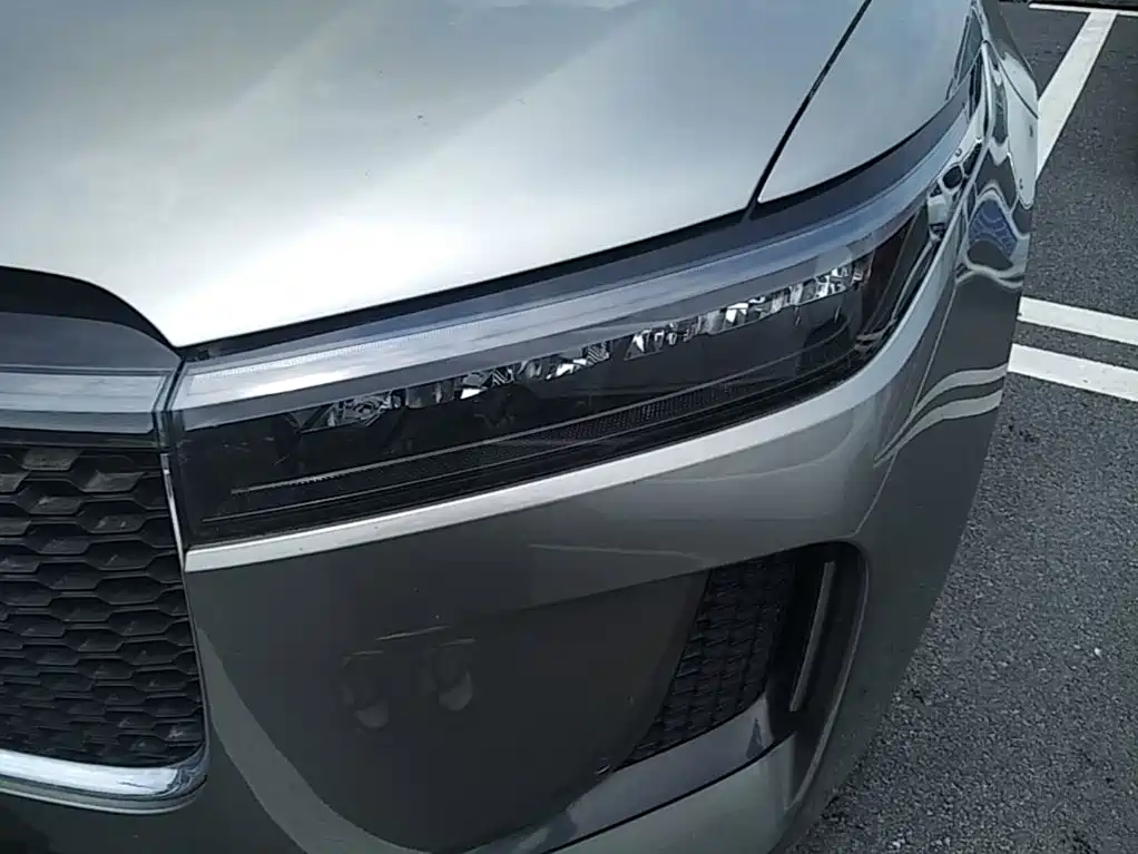 Li Auto Li ONE — миниатюра 24
