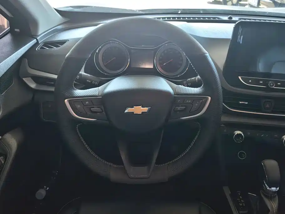 Chevrolet Volando — миниатюра 15