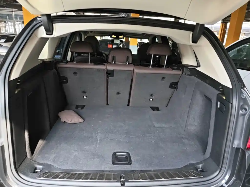 BMW iX3 — миниатюра 19
