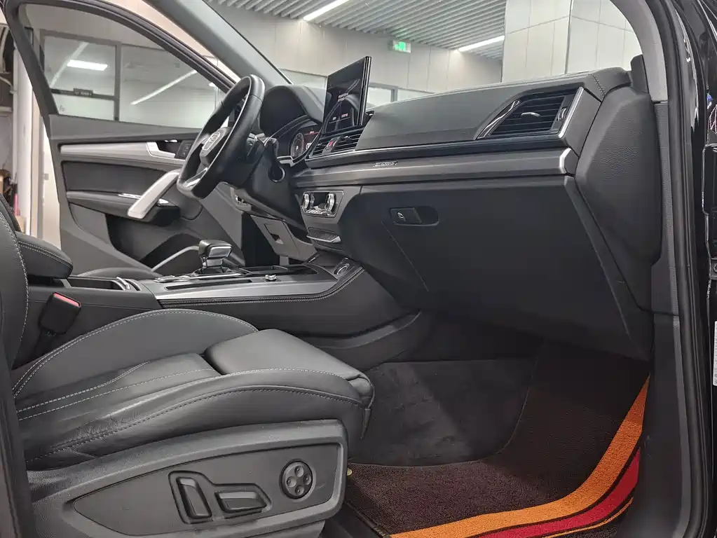Audi Q5L — миниатюра 8