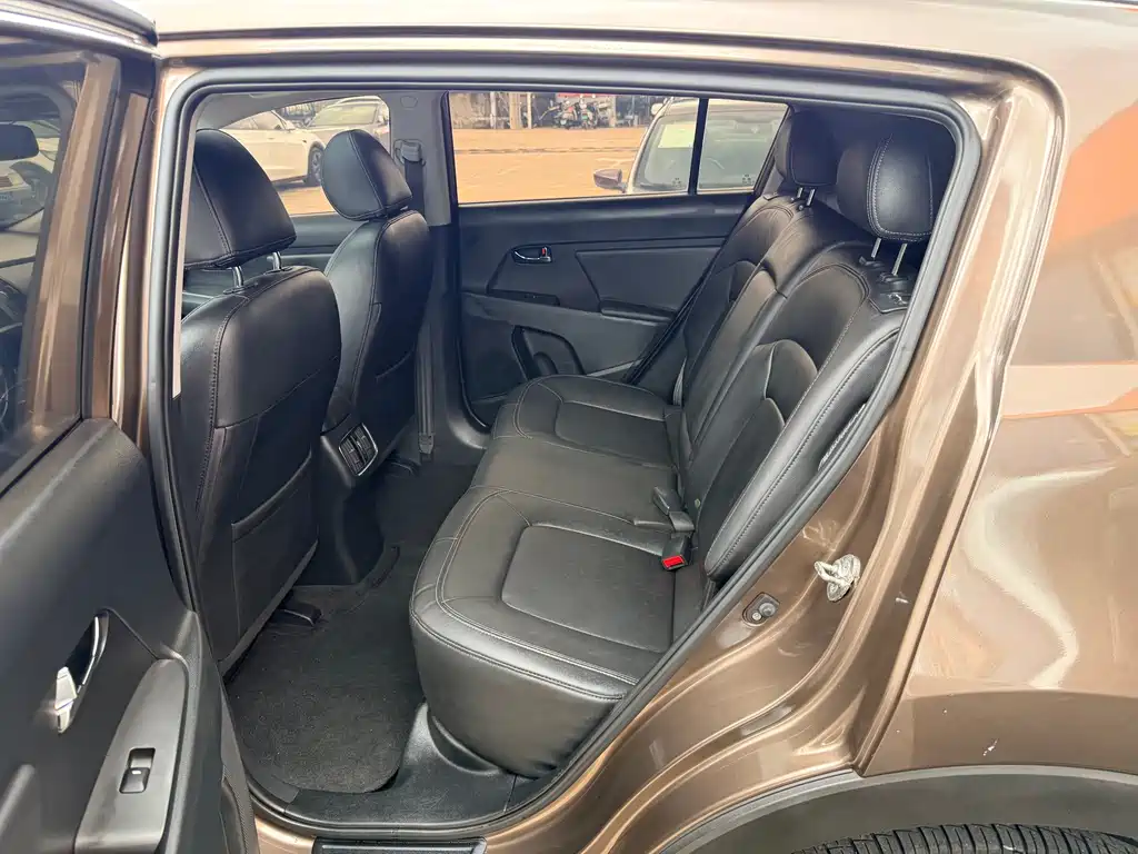 Kia Sportage 2.0L Auto 2WD Edition GLS, фото 9