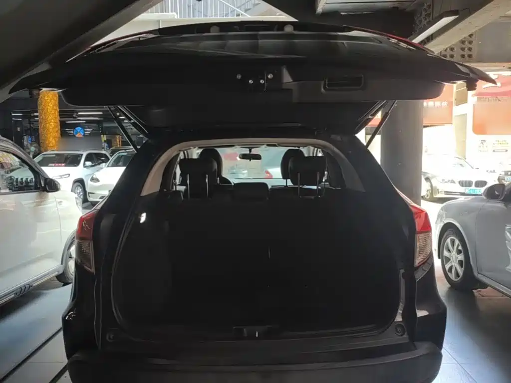 Honda Vezel — миниатюра 19